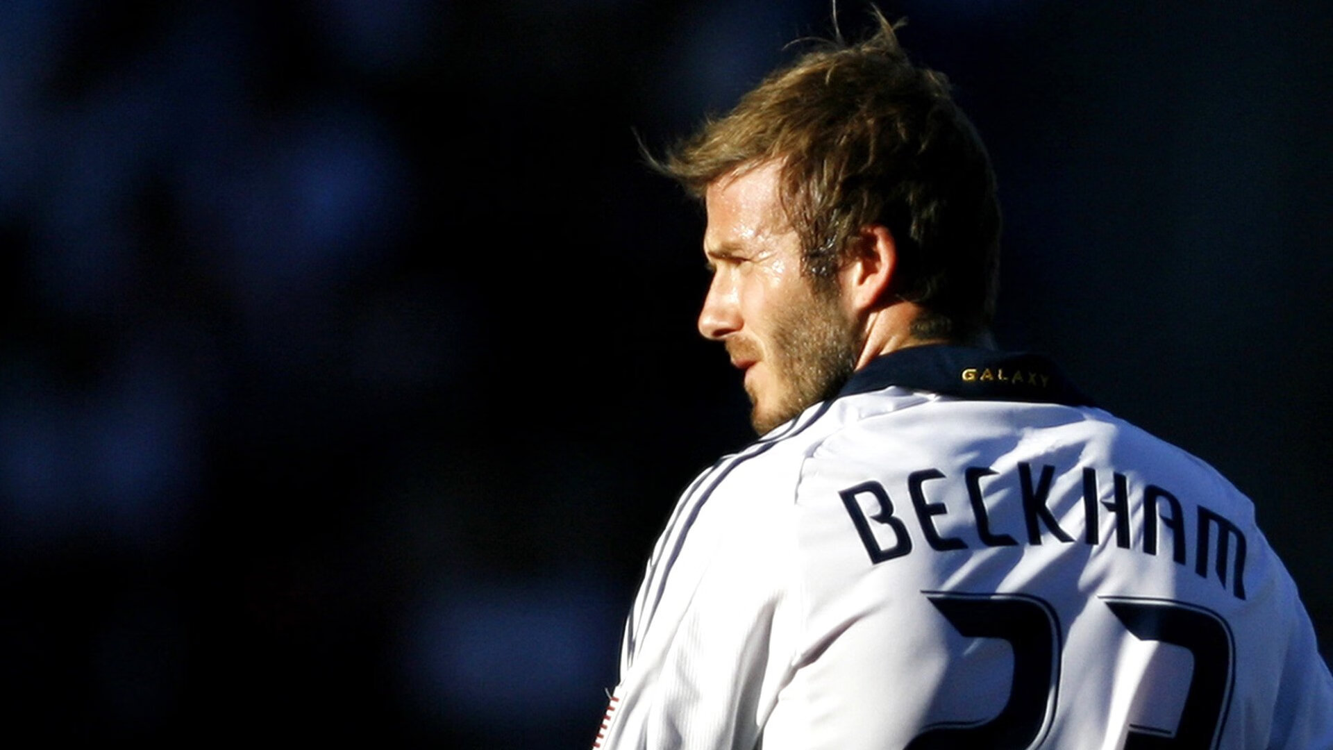 开云APP-冷门与热战，贝恩47分生涯夜，湖人险胜国王止连败